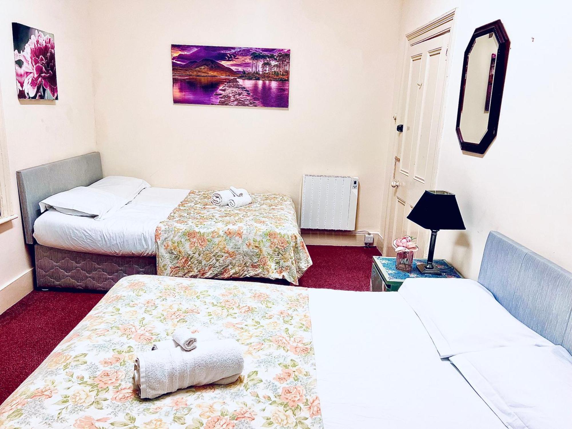 The Coach House Inn Moycullen Экстерьер фото