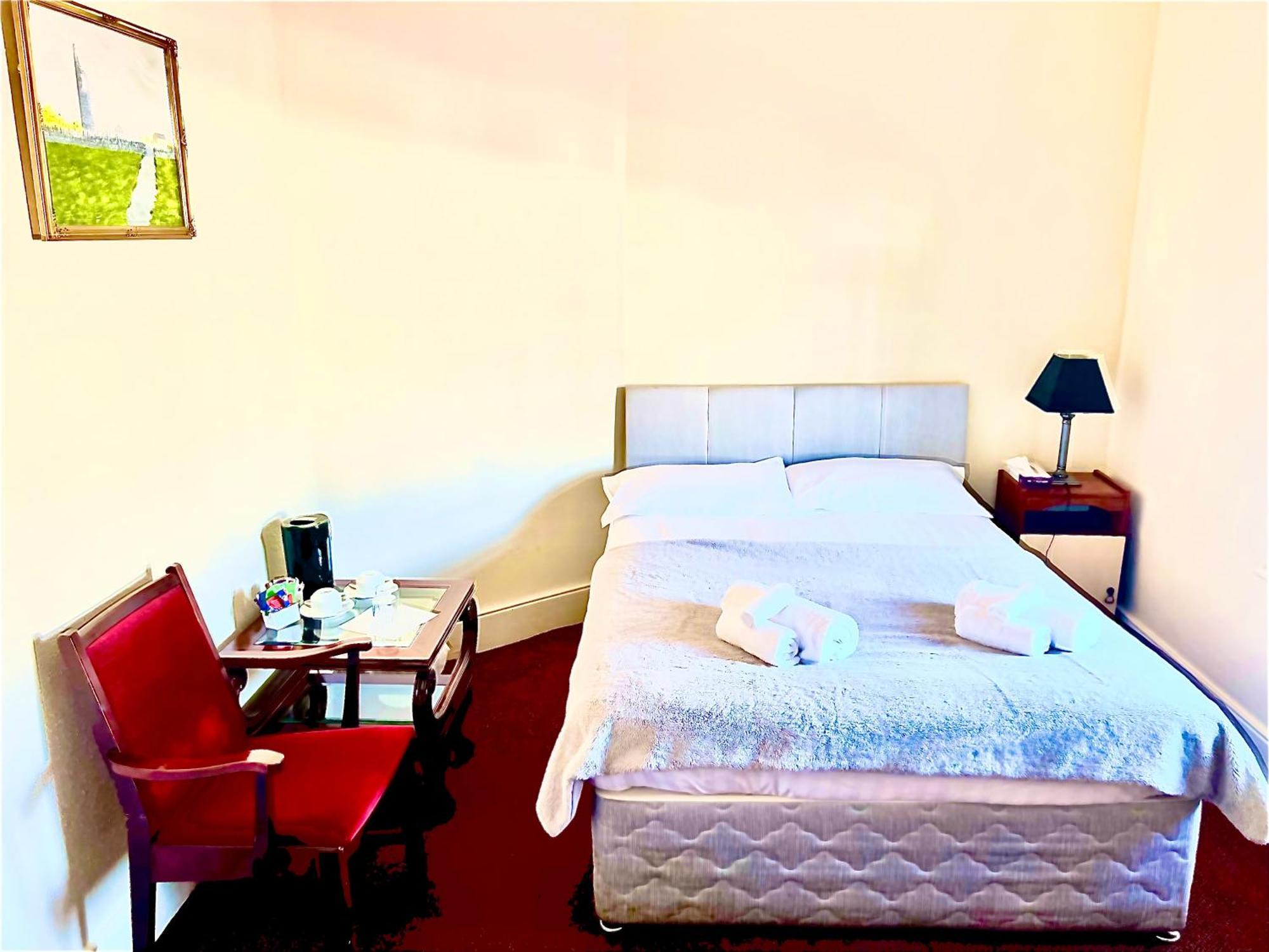 The Coach House Inn Moycullen Экстерьер фото