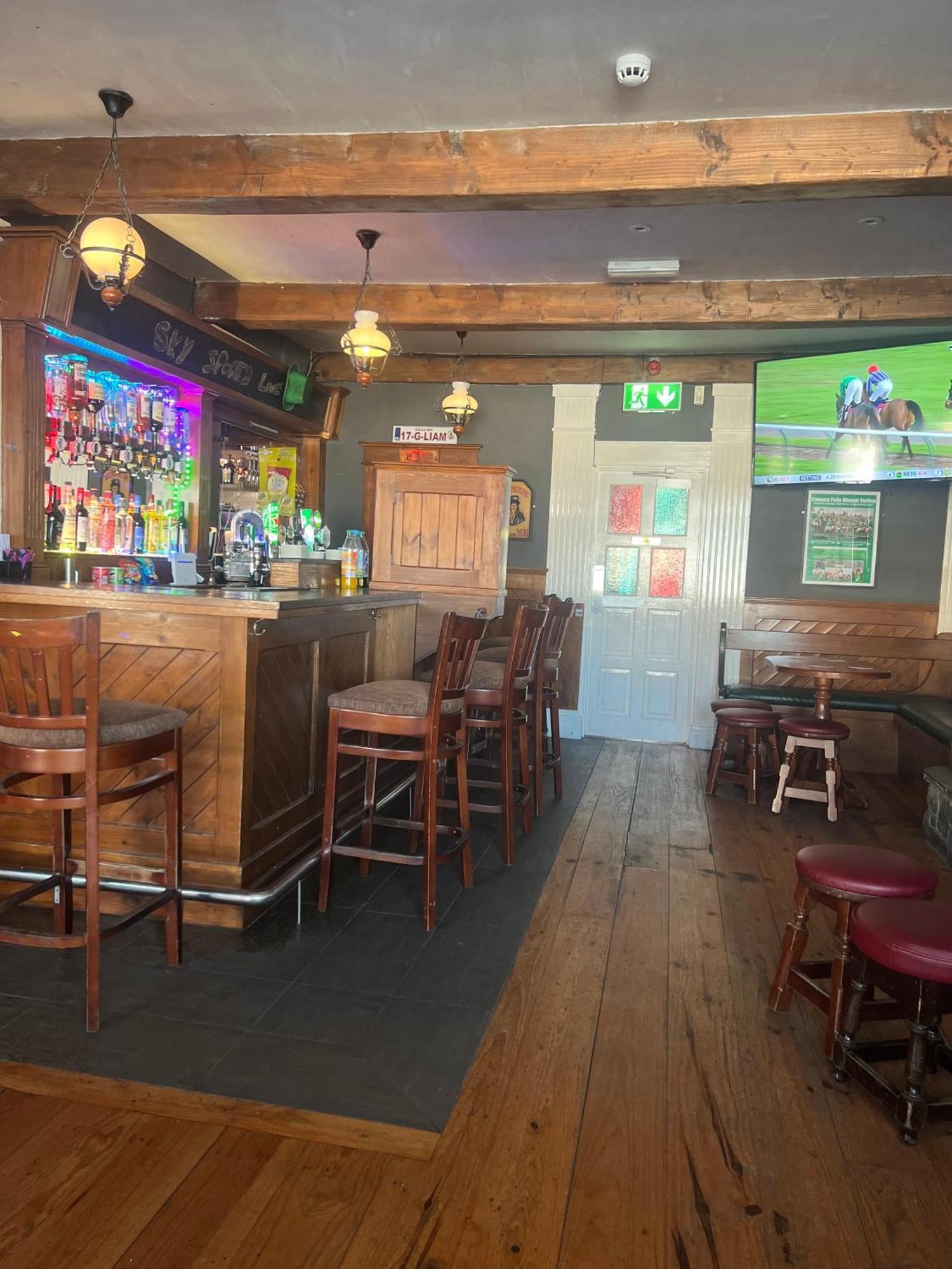 The Coach House Inn Moycullen Экстерьер фото