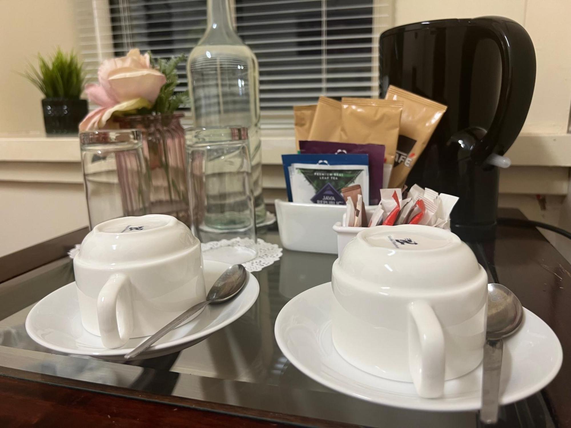 The Coach House Inn Moycullen Экстерьер фото